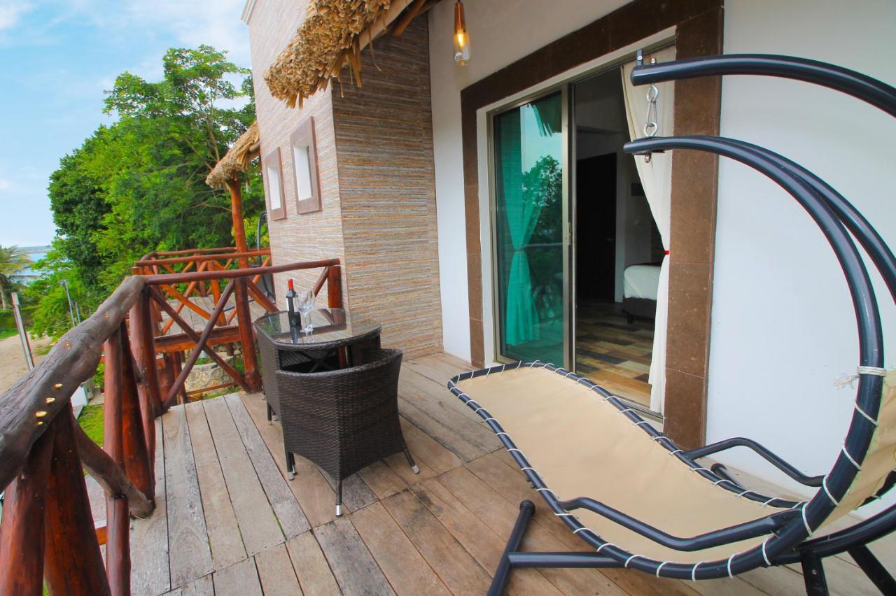 Hotel Pancho Villas Bacalar - Free Bikes And Paddles Esterno foto
