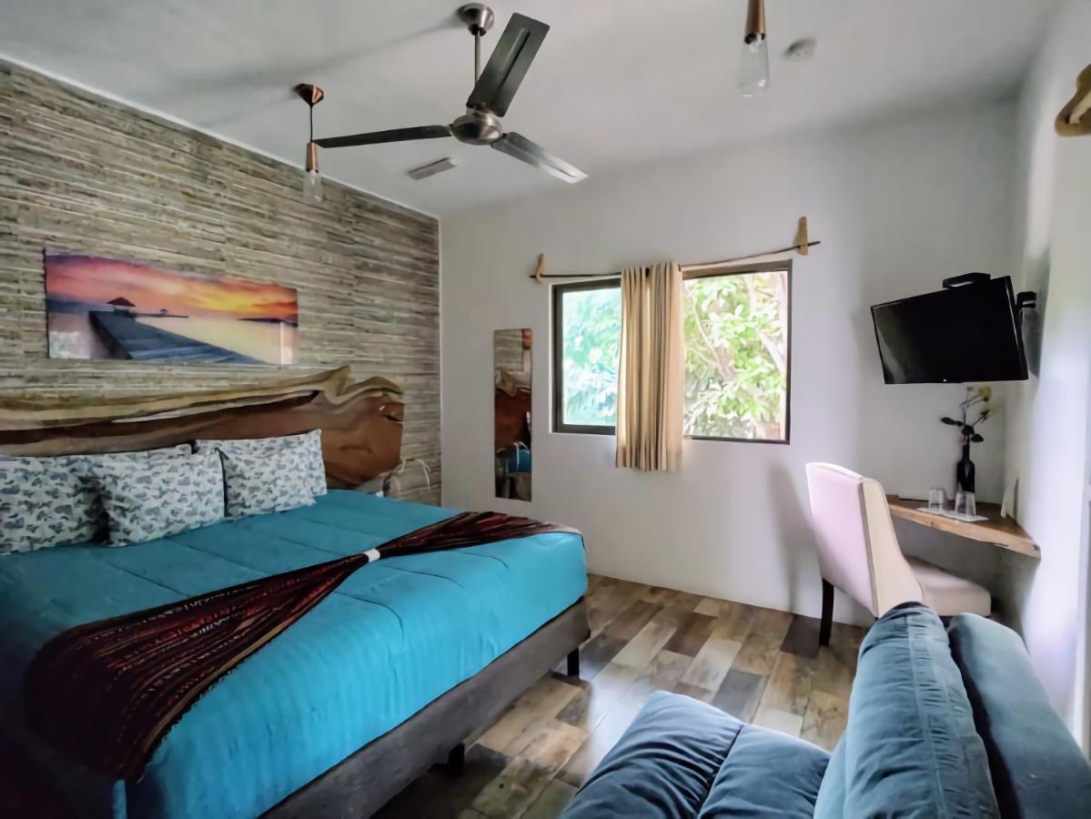 Hotel Pancho Villas Bacalar - Free Bikes And Paddles Esterno foto