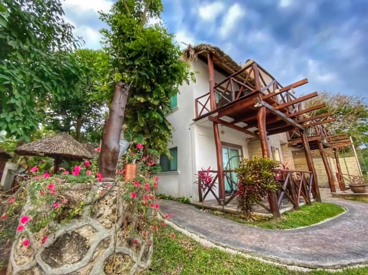 Hotel Pancho Villas Bacalar - Free Bikes And Paddles Esterno foto